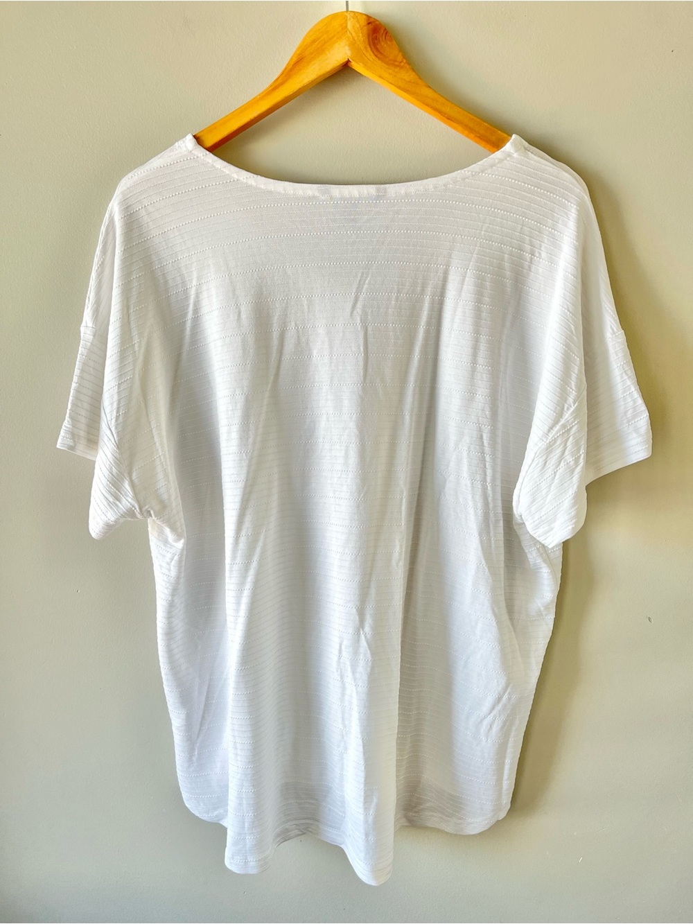 Talbots V-Neck White Short Sleeve Textured Striped Top Size XXL -Coastal Summer - Picture 7 of 7